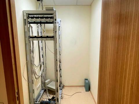 комерційна за адресою Саксаганського вул., 119