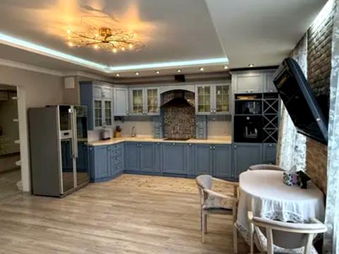 квартира по адресу Анатолия Петрицкого ул., 19-А