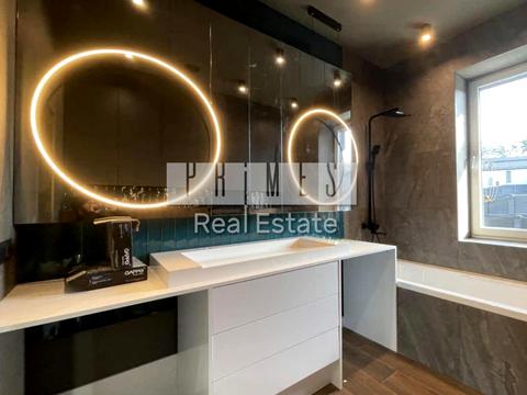 дом по адресу  ул.