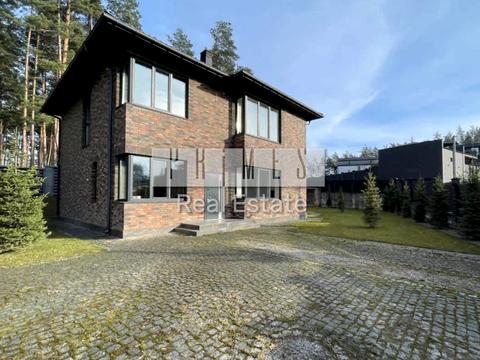 дом по адресу  ул.