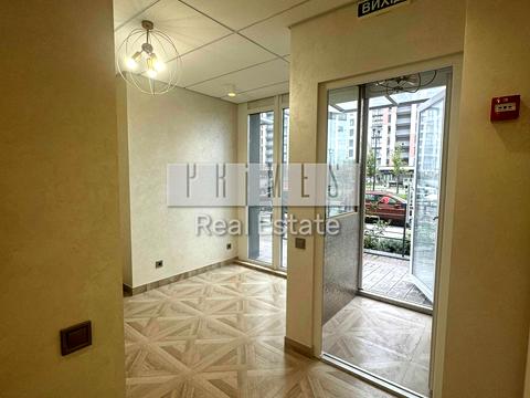 комерційна за адресою Київ, Тираспольська вул., 43