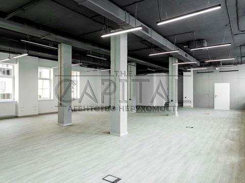 комерційна за адресою Іллінська вул., 8