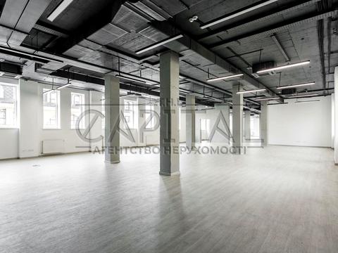 комерційна за адресою Іллінська вул., 8