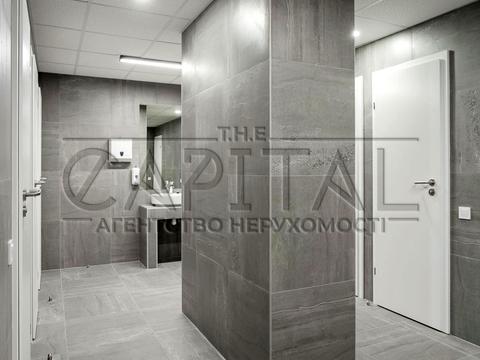 комерційна за адресою Іллінська вул., 8