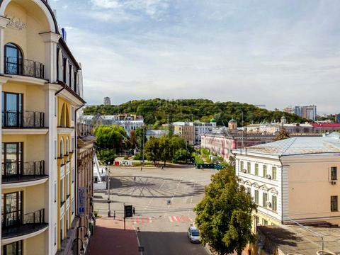 комерційна за адресою Іллінська вул., 8