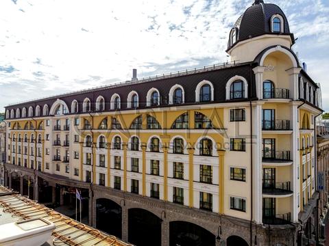 комерційна за адресою Іллінська вул., 8