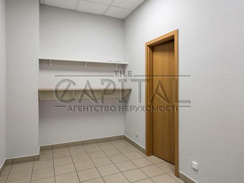 комерційна за адресою Іллінська вул., 8