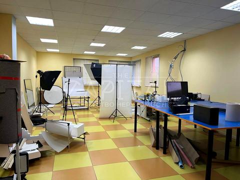 коммерческая по адресу Лесі Українки, 6