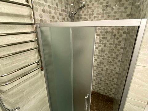 квартира за адресою Сергія Колоса вул. (Леніна), (Будинок)