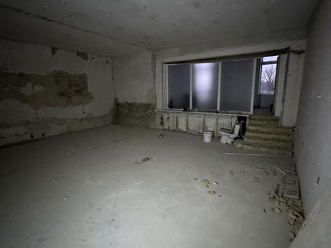 комерційна за адресою Дніпровська набережна вул., 13