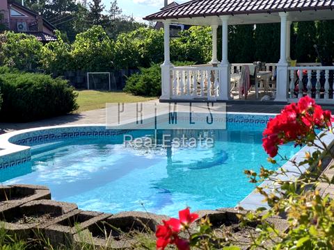 будинок за адресою с. Лісники, Лісова вул.