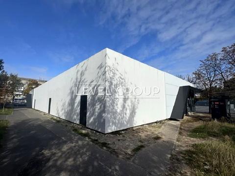 комерційна за адресою Леоніда Каденюка просп. (Юрія Гагаріна), 19а