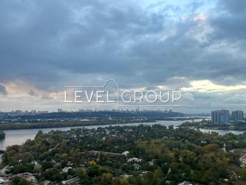 квартира за адресою Дніпровська набережна вул., 20-Б