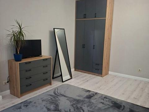 квартира за адресою Академіка Глушкова просп., 9-Д