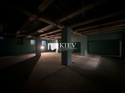 комерційна за адресою Михайлівська вул., 11