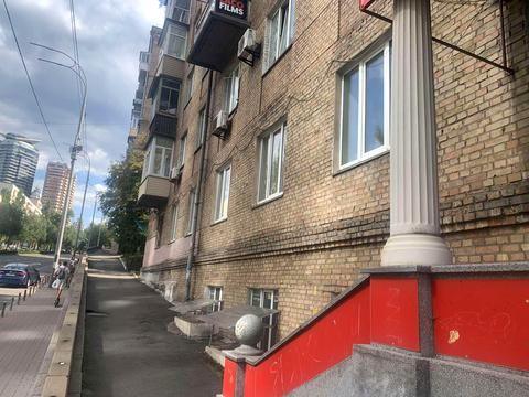 коммерческая по адресу Леси Украинки бульв., 6