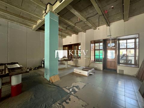 комерційна за адресою Михайлівська вул., 11