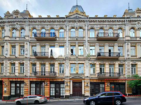 комерційна за адресою Михайлівська вул., 11