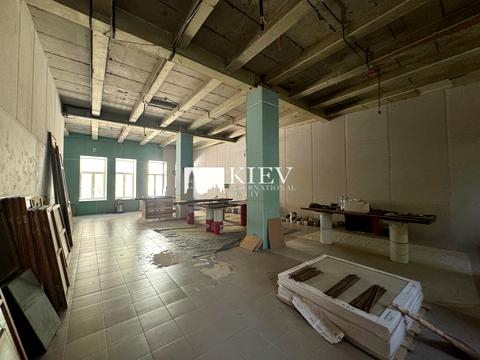 комерційна за адресою Михайлівська вул., 11