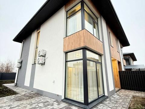 будинок за адресою Свободи вул. (Леніна)