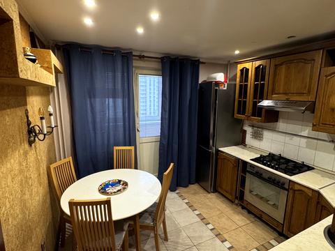 квартира за адресою Івана Пулюя вул., 3