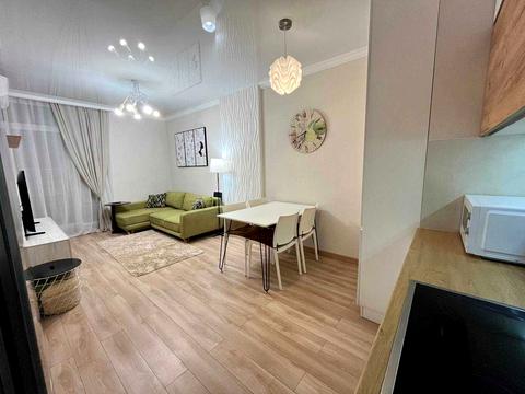 квартира по адресу Салютная ул., 2