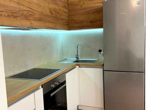 квартира по адресу Салютная ул., 2