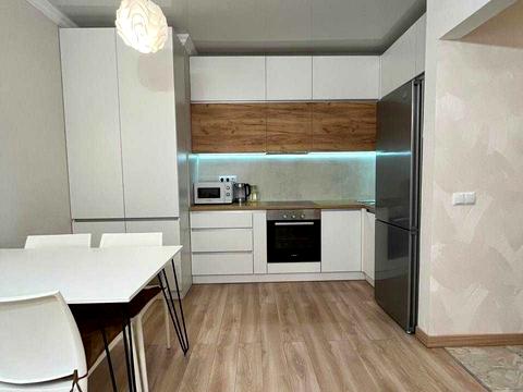 квартира по адресу Салютная ул., 2