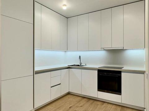 квартира за адресою Олександра Олеся вул., 8/17