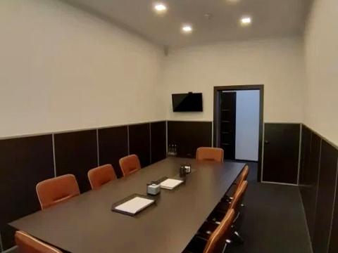 коммерческая по адресу Антоновича ул. (Горького), 7