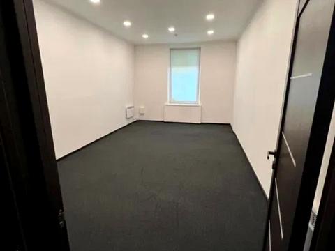 коммерческая по адресу Антоновича ул. (Горького), 7