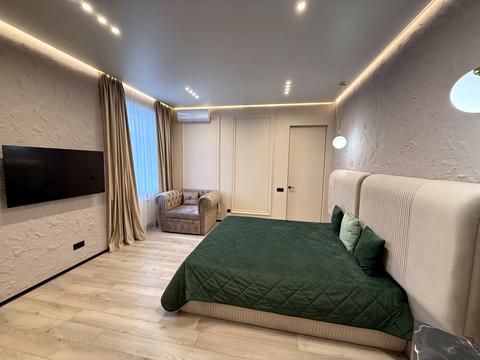 квартира за адресою Князів Острозьких вул. (Московська), 37/2