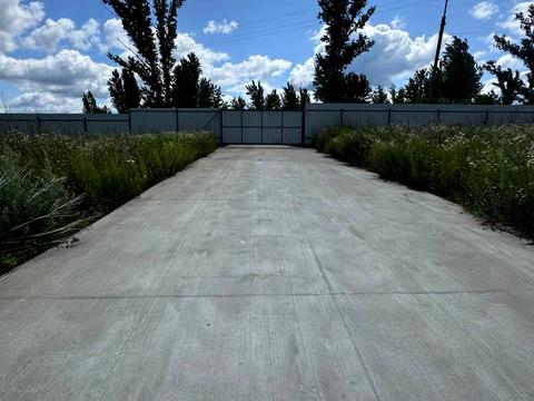 комерційна за адресою Київська, 1