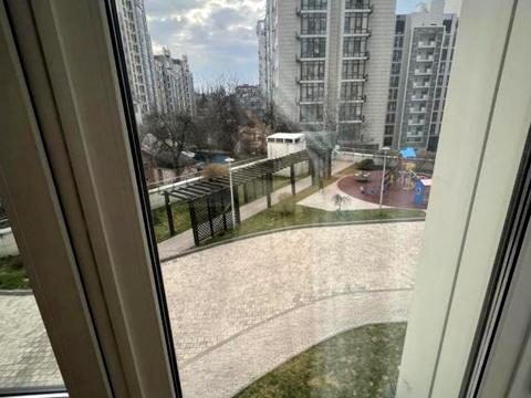 комерційна за адресою Київ, Іоанна Павла II вул. (Патріса Лумумби), 6/1