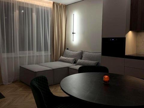 будинок за адресою с. Гатне, Абрикосова вул.