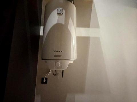 будинок за адресою с. Гатне, Абрикосова вул.