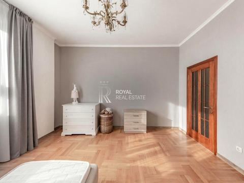 квартира по адресу Шота Руставели ул., 44