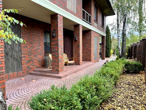 будинок за адресою Берестейське шосе (Брест-Литовське)