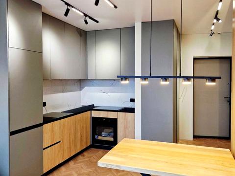 квартира за адресою Причальна вул., 14