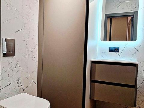 квартира за адресою Причальна вул., 14