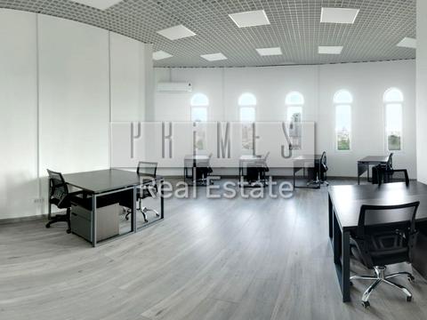 комерційна за адресою Саксаганського вул., 121