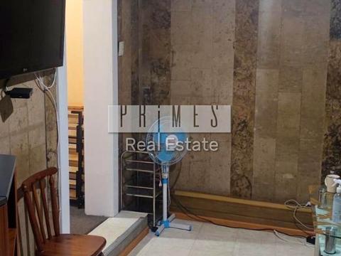 комерційна за адресою Десятинна вул., 1/3