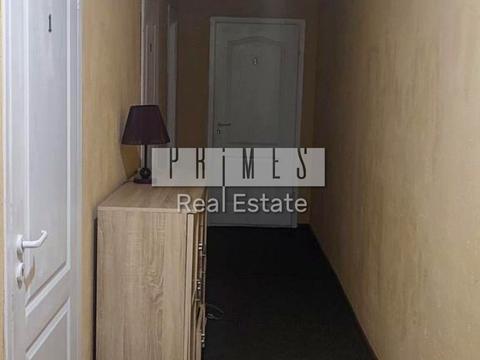 комерційна за адресою Десятинна вул., 1/3