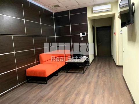 комерційна за адресою Володимирська вул., 6