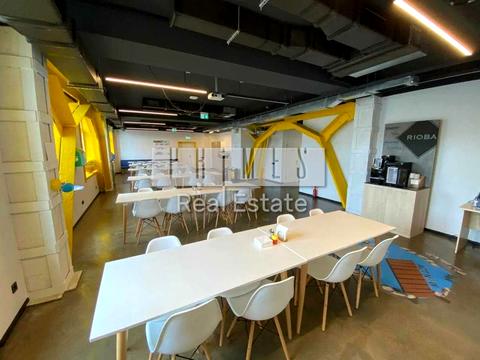 коммерческая по адресу Ялтинская ул., 6