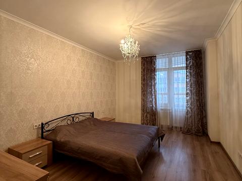 квартира за адресою Анни Ахматової вул., 34