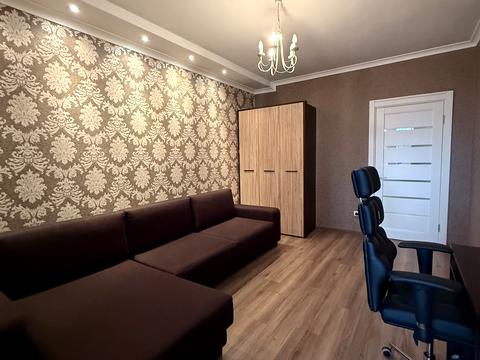 квартира за адресою Анни Ахматової вул., 34