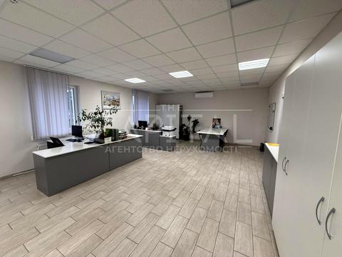 комерційна за адресою Київ, Автозаводська вул., 71а
