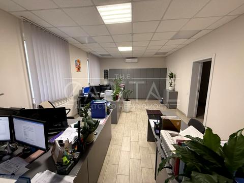комерційна за адресою Київ, Автозаводська вул., 71а
