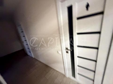 комерційна за адресою Київ, Автозаводська вул., 71а